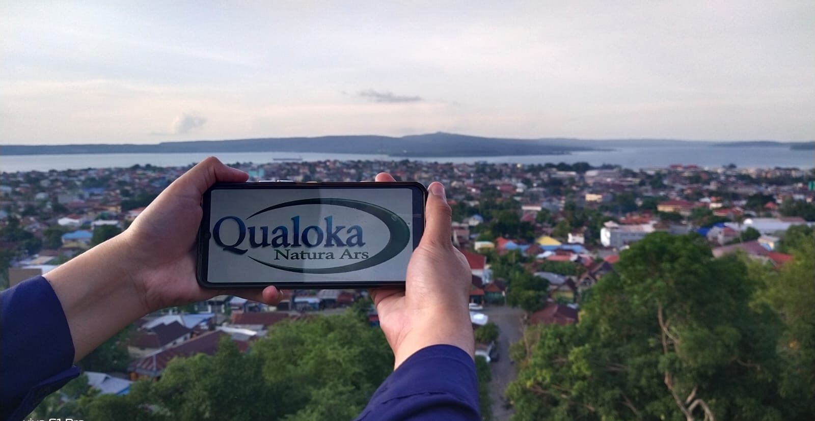 Panorama Kota Baubau dari Benteng Keraton Buton