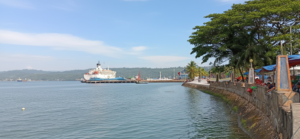 pantai kamali dan pelabuhan ferry